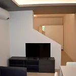 Apartment New Residenza Le Essenze - I 7 Laghi