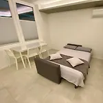 New Residenza Le Essenze - I 7 Laghi Erba