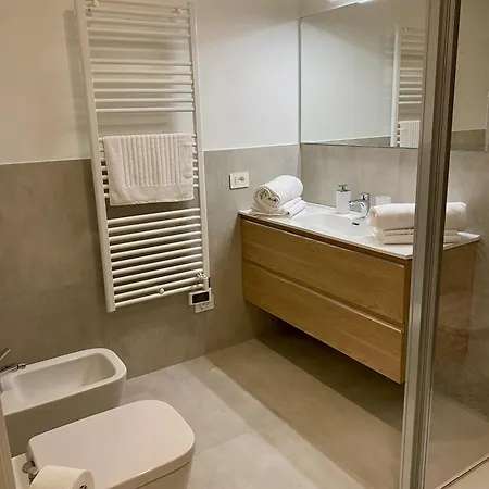 Apartament New Residenza Le Essenze - I 7 Laghi *