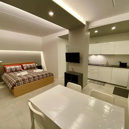 Appartamento New Residenza Le Essenze - I 7 Laghi Erba
