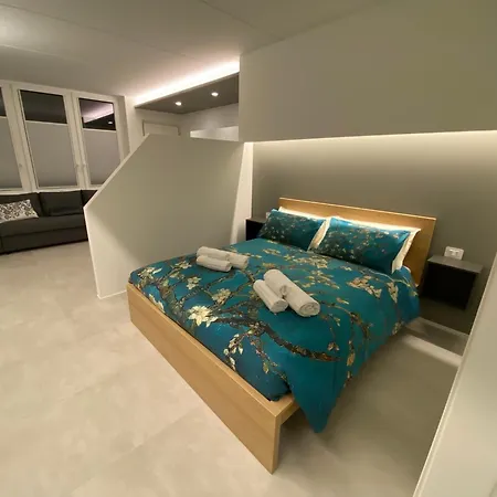 New Residenza Le Essenze - I 7 Laghi * Erba