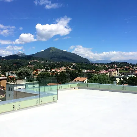 New Residenza Le Essenze - I 7 Laghi Lägenhet