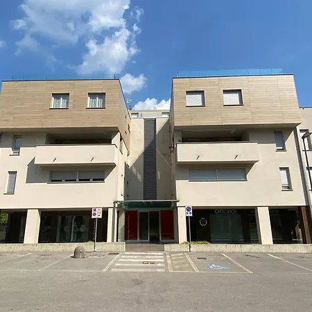 Lägenhet New Residenza Le Essenze - I 7 Laghi