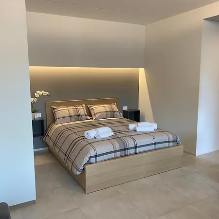 Appartement New Residenza Le Essenze - I 7 Laghi *